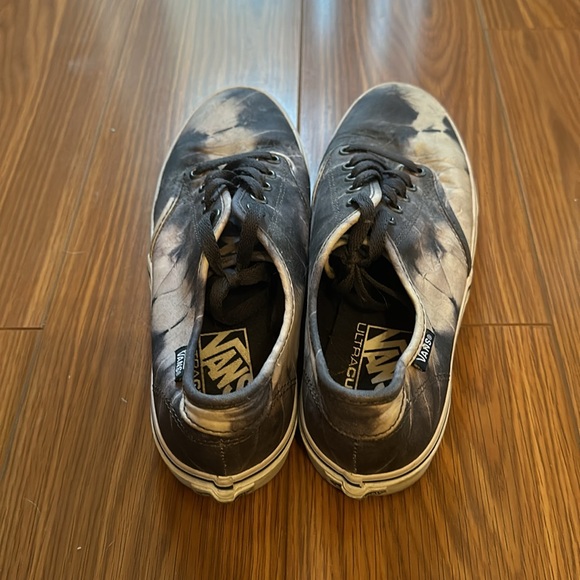 Tie-dye Vans - Picture 2 of 4